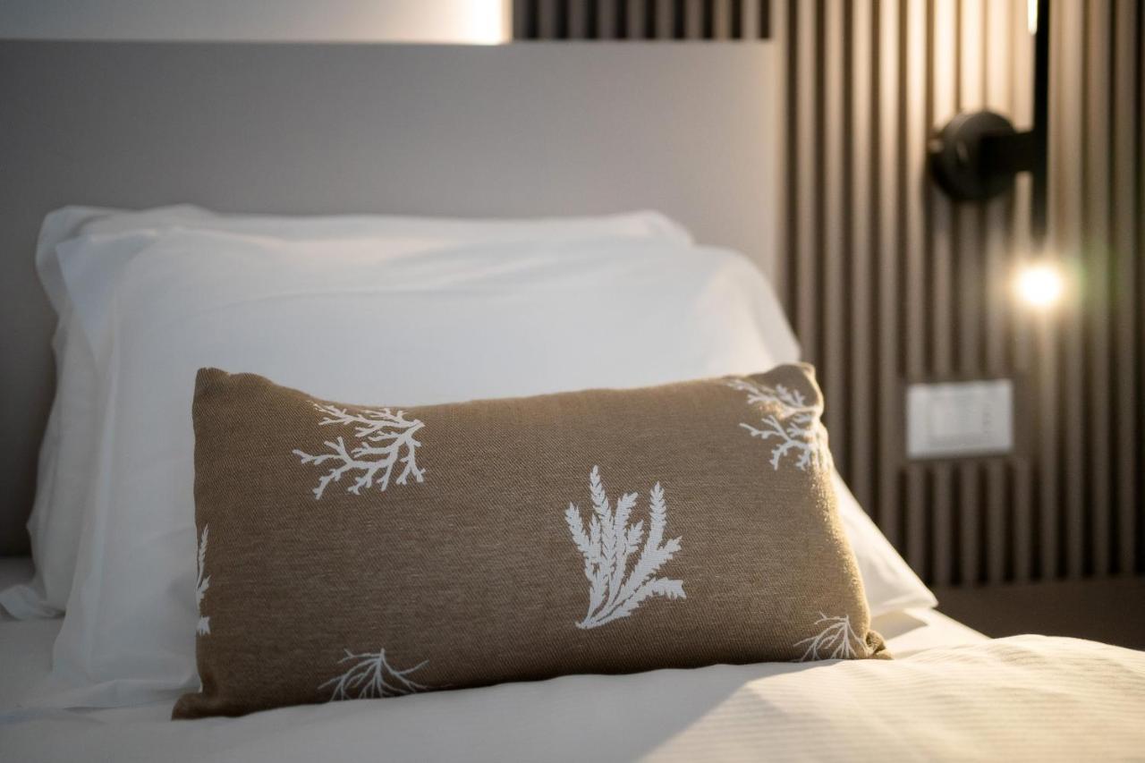 קאורלה Hotel Delfino מראה חיצוני תמונה